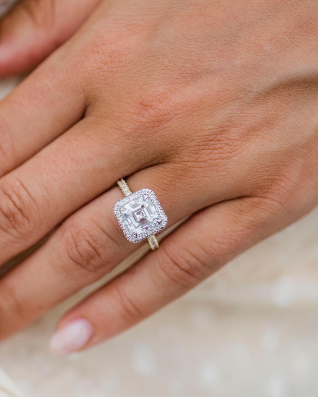 2.7 Carats Center Asscher Cut Natural Diamond 14K Gold Ring