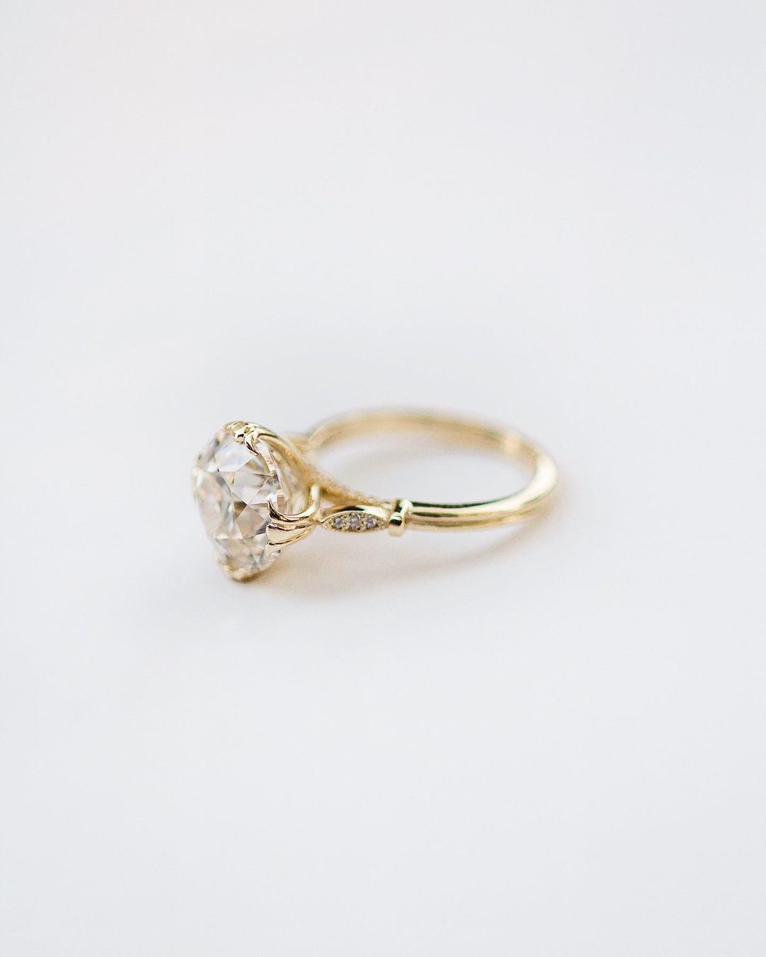 5 Carat Center Round Natural Diamond 14K Gold Ring