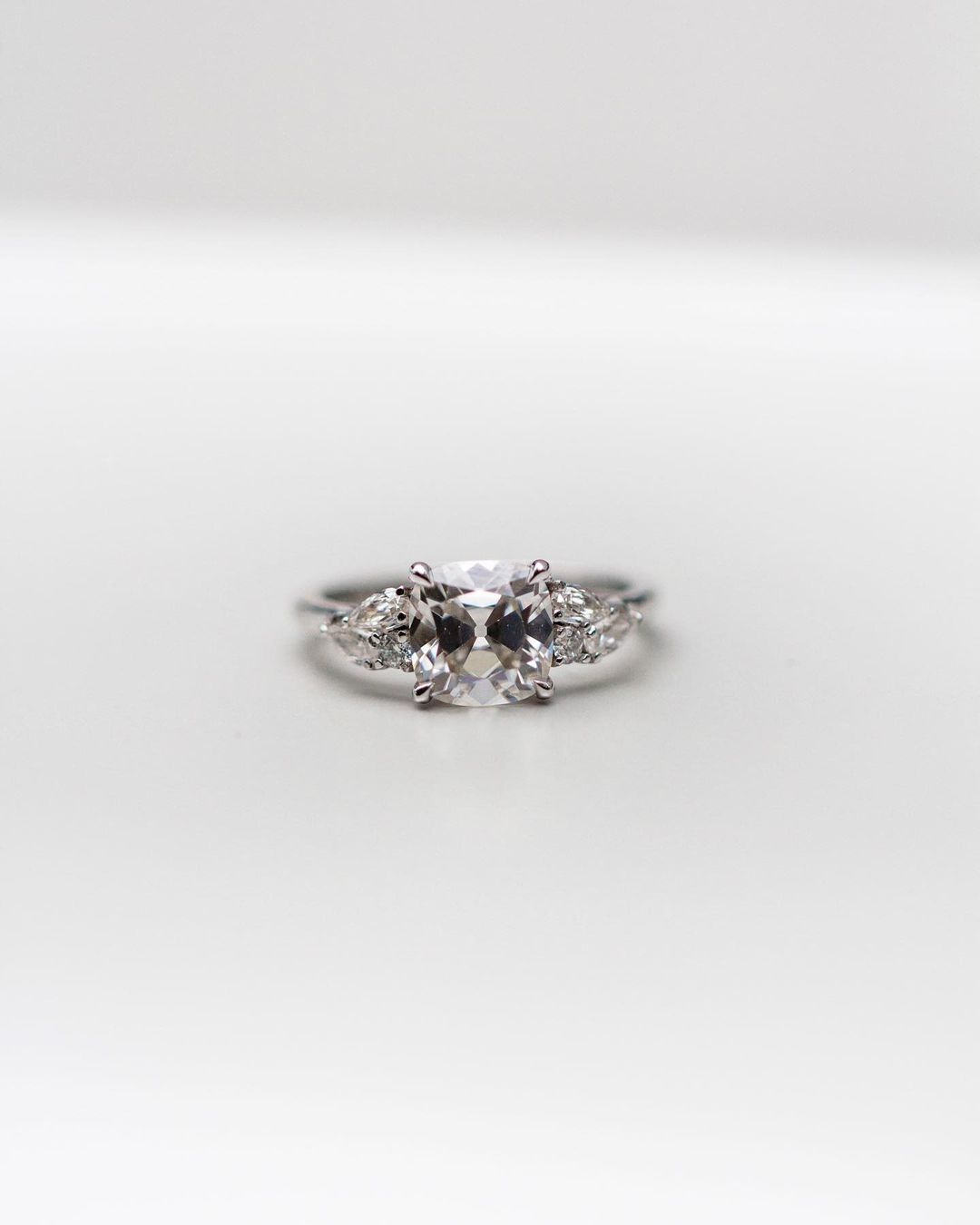 2 carat Natural Diamond Round And Pears Cluster Gold Ring